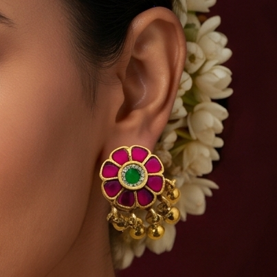 Antique Earring M00159