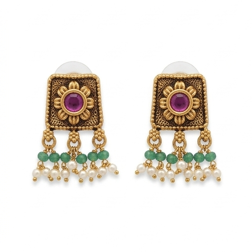 Antique Earring M00117