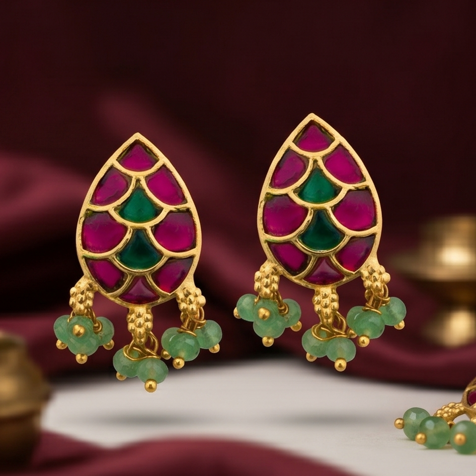 Antique Earring M00186