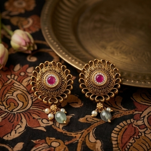 Antique Earring M00150