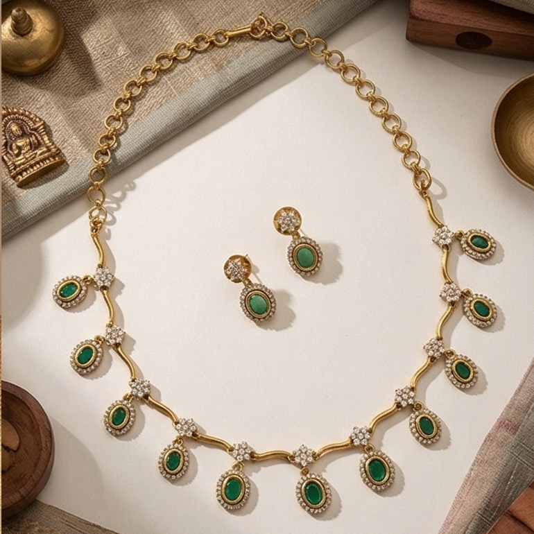 Antique Necklace M00076