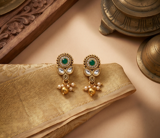 Antique Earring M00123